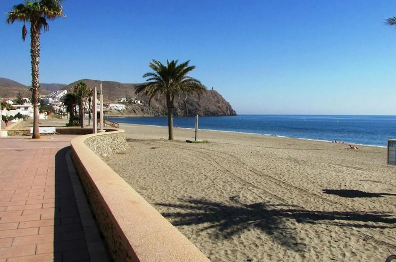 Paraiso de Vera Playa: Beachfront Apartments with Pool Views 0*,