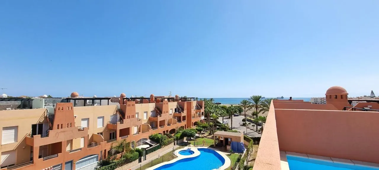 Paraiso de Vera Playa: Beachfront Apartments with Pool Views 0*,