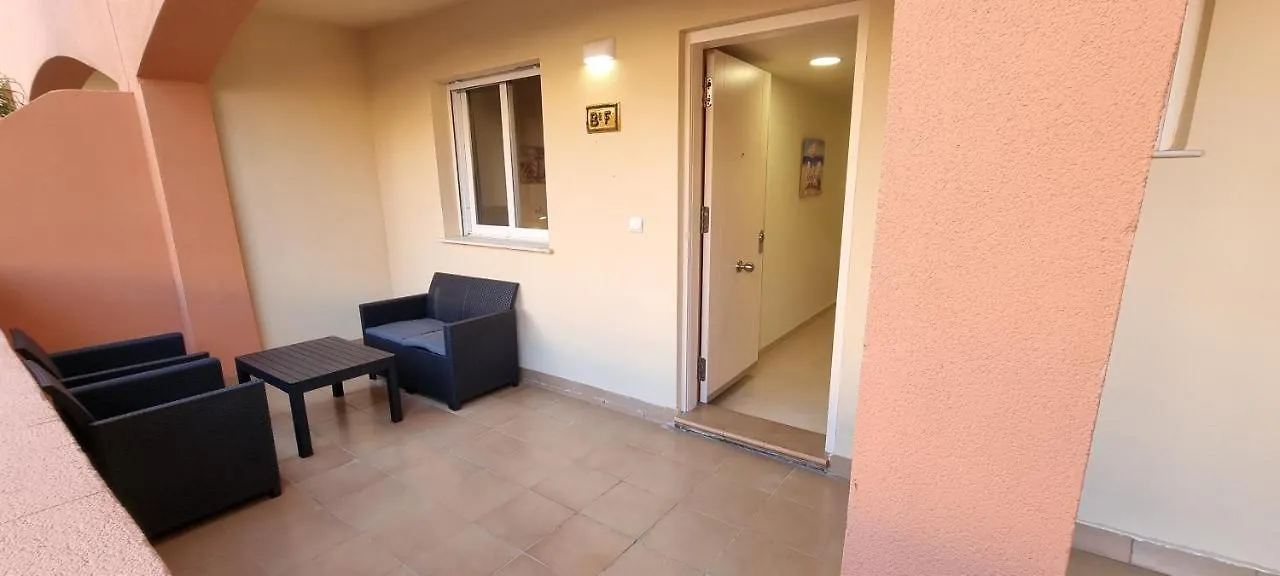 Homes Of Spain, Apartamentos Paraiso De Vera Playa, Ed Tahiti Bajo F A Pie De La Playa, Vistas Piscina Španělsko